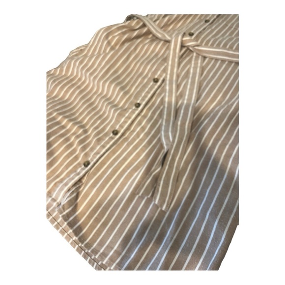 Abercrombie & Fitch Soft A&F Flannel Women’s size M Stripped Button Down… - Picture 10 of 13